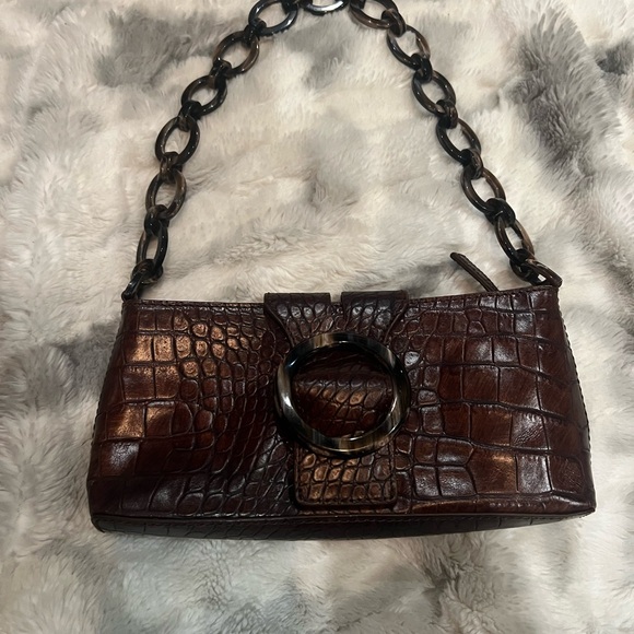 Beautiful leather Adrienne Vittadini shoulder bag - Picture 4 of 8